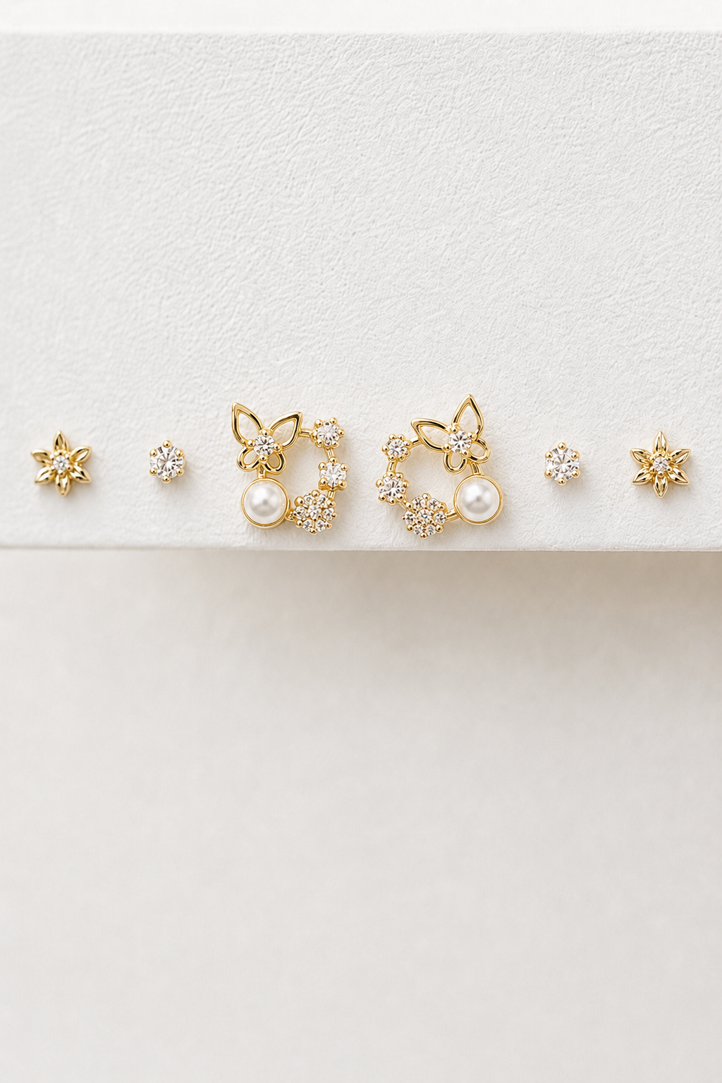 Golden Bloom Pearl Earrings