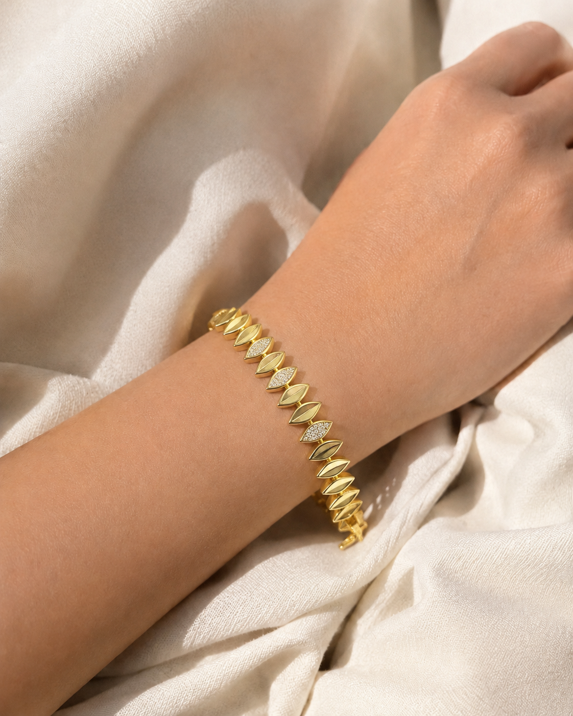 golden leaf bracelet