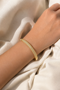 dazzle curve bangle