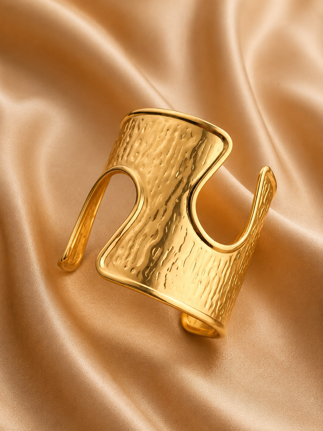 eclipse gold cuff